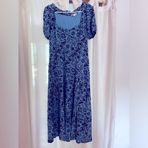 Boden Short Sleeve MIDI Patterned Dress - Picture 2 of 4